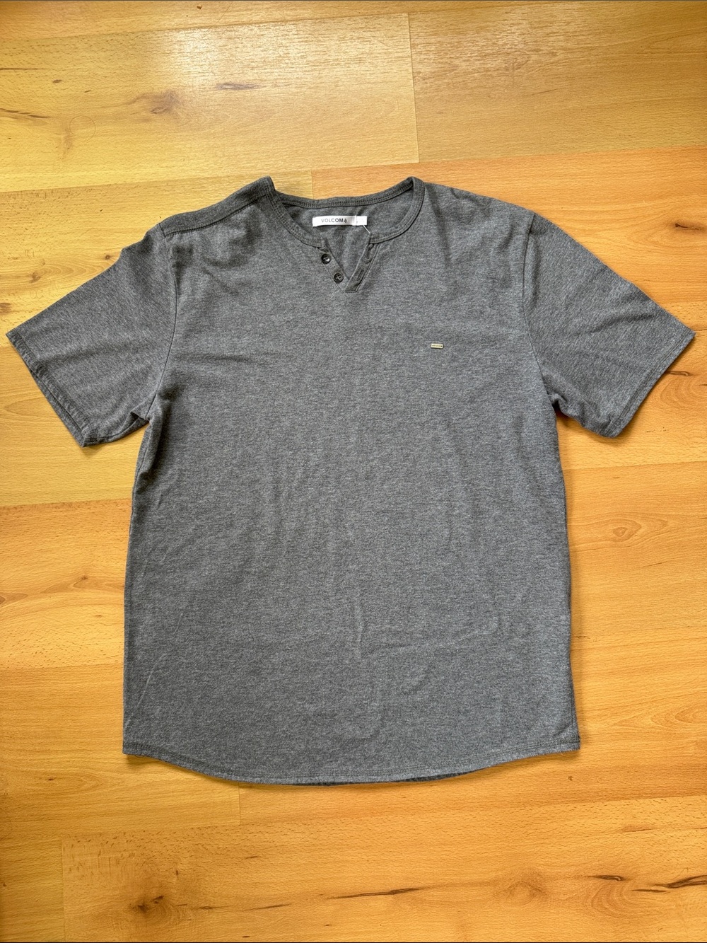 Volcom Men's Charcoal Short-Sleeve Henley Tee